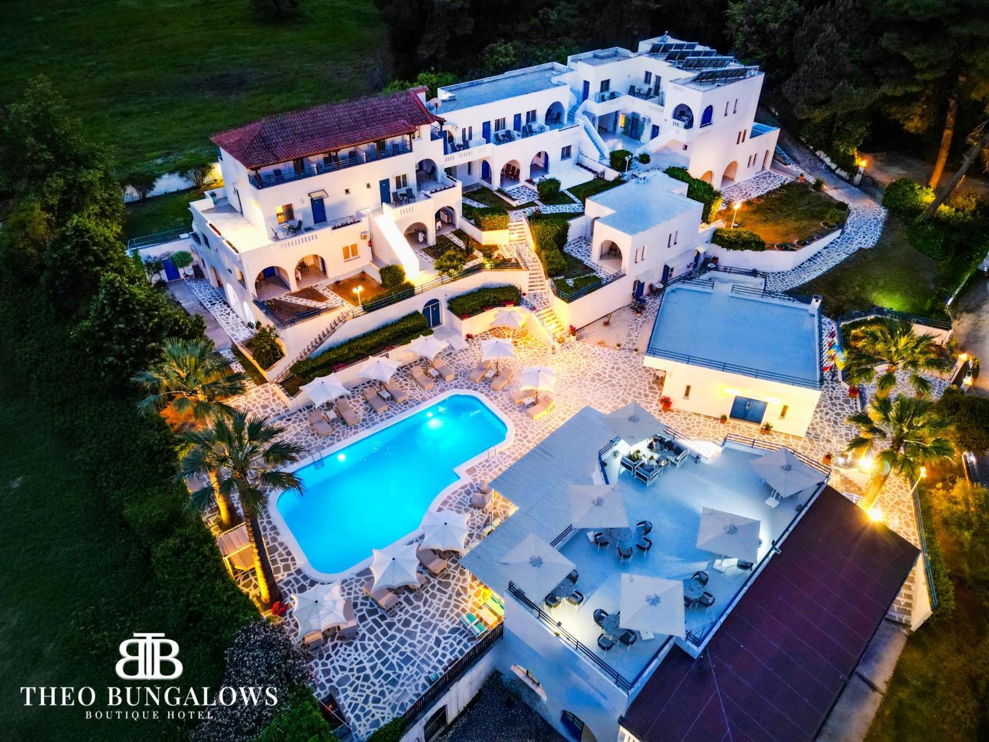 Theo Bungalows Boutique Hotel クリオピギ エクステリア 写真