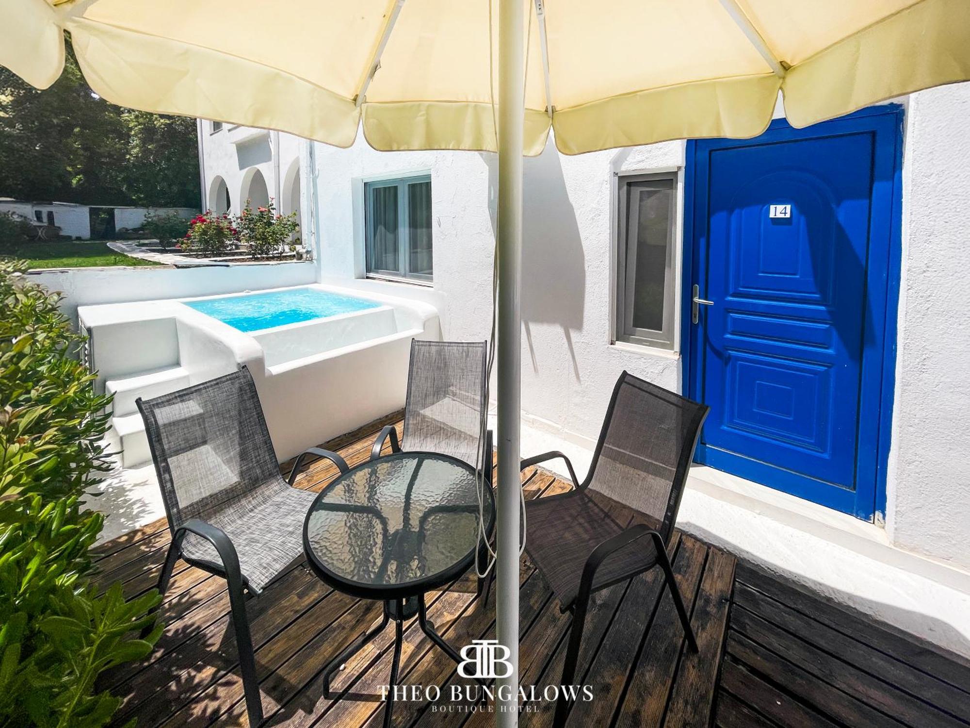 Theo Bungalows Boutique Hotel クリオピギ 部屋 写真