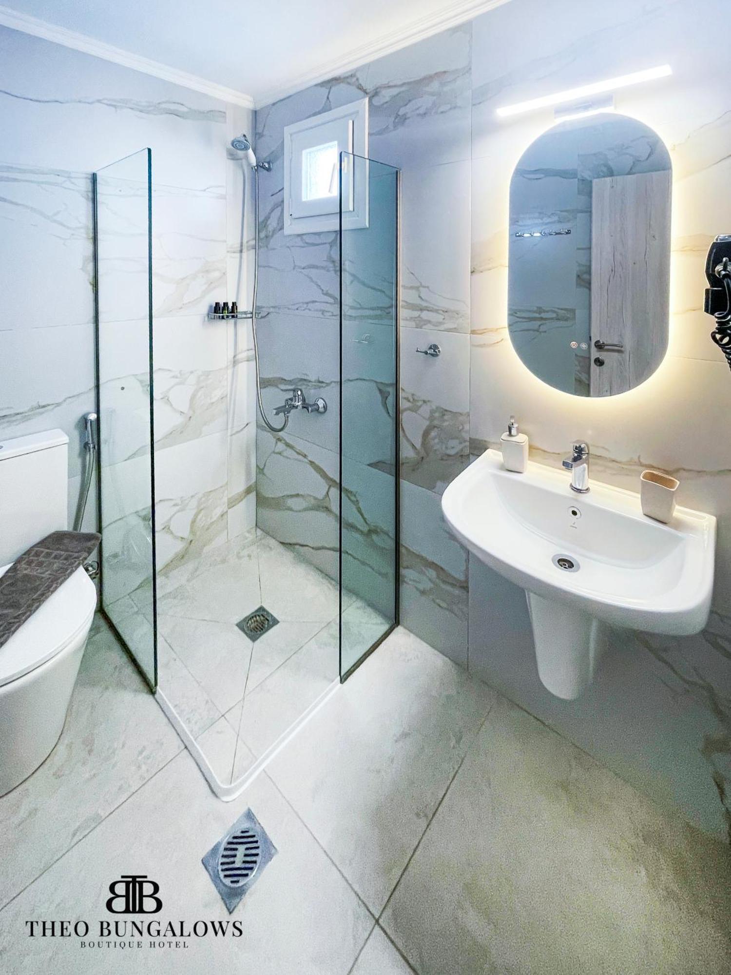 Theo Bungalows Boutique Hotel クリオピギ 部屋 写真