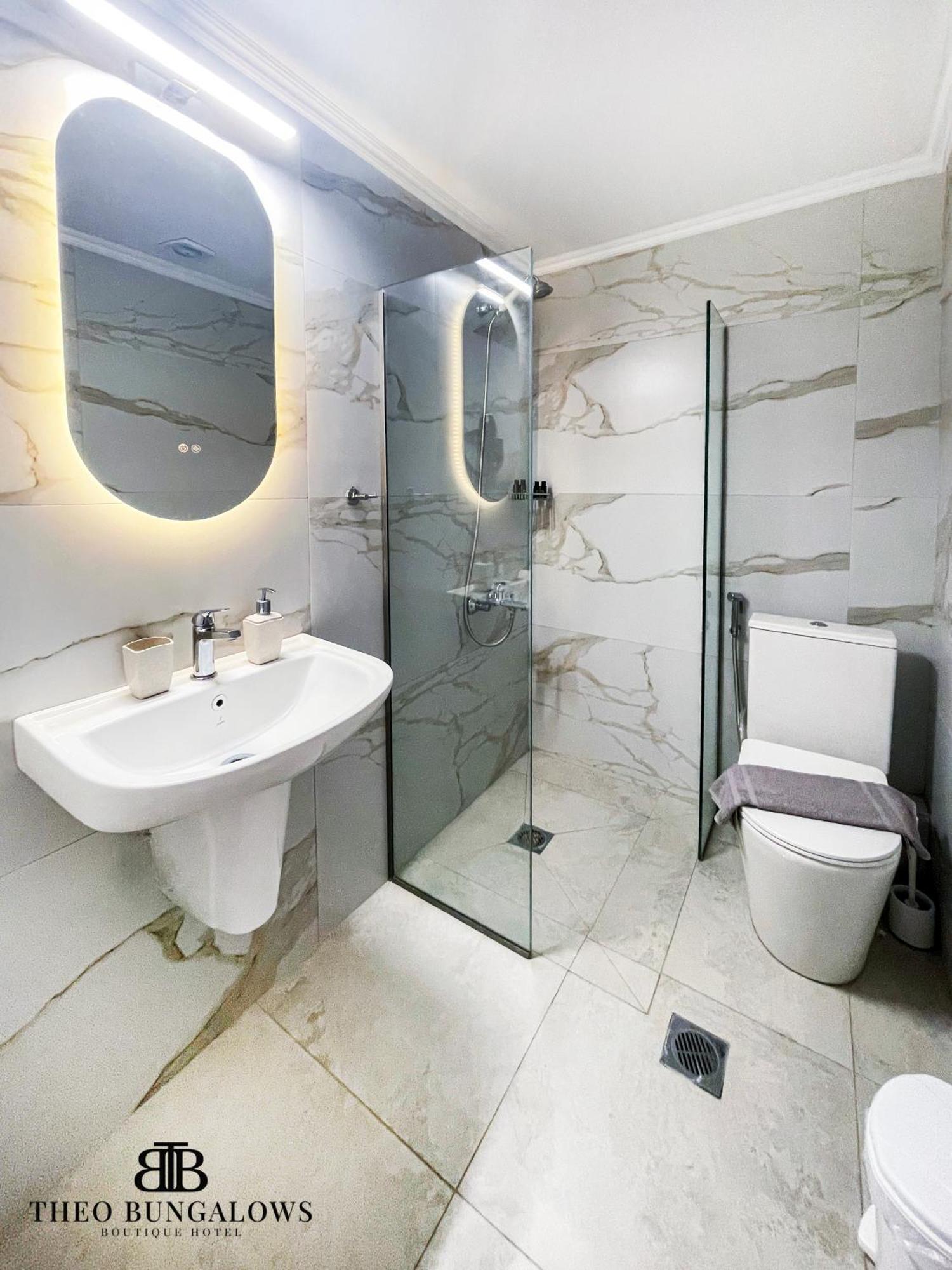 Theo Bungalows Boutique Hotel クリオピギ 部屋 写真