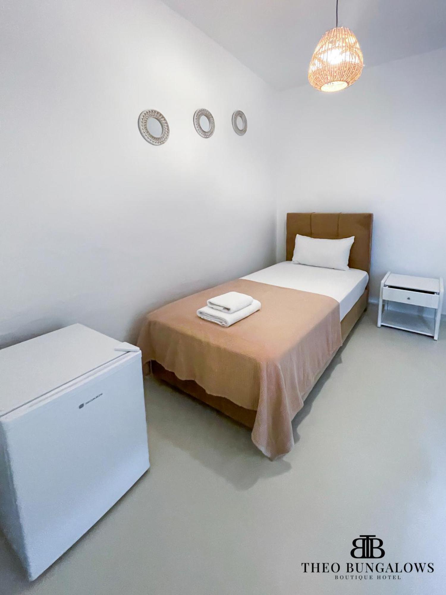 Theo Bungalows Boutique Hotel クリオピギ 部屋 写真
