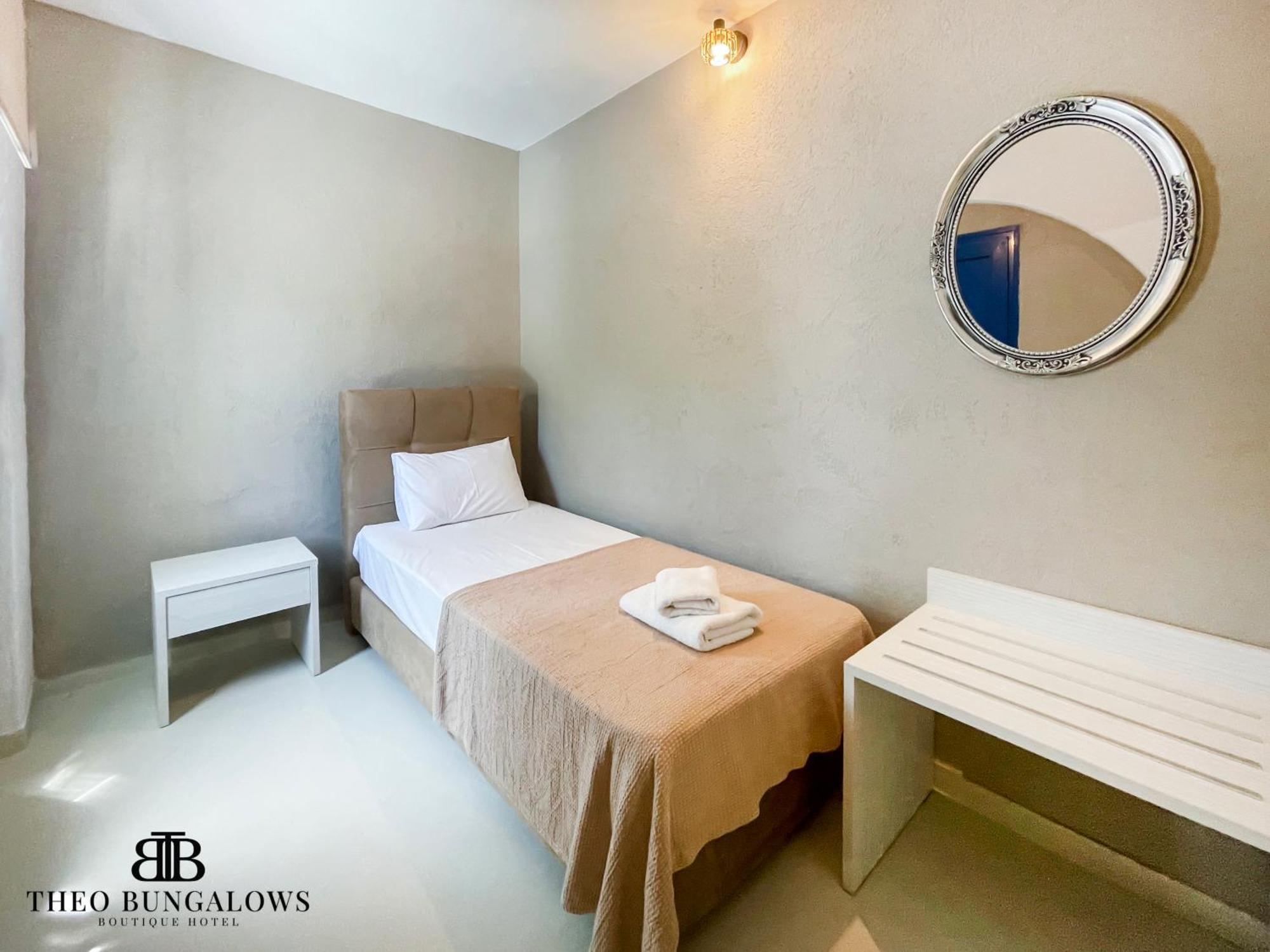 Theo Bungalows Boutique Hotel クリオピギ 部屋 写真