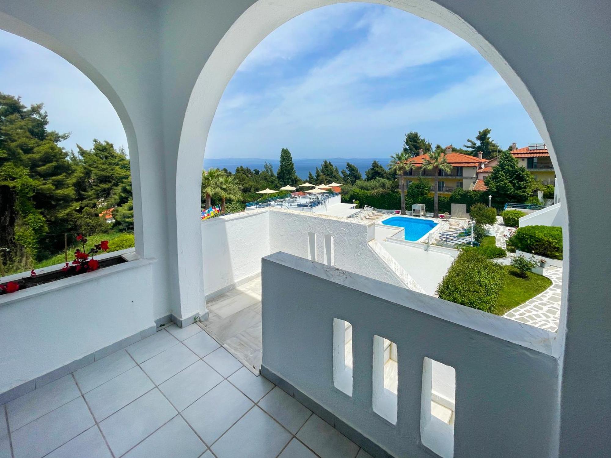 Theo Bungalows Boutique Hotel クリオピギ エクステリア 写真